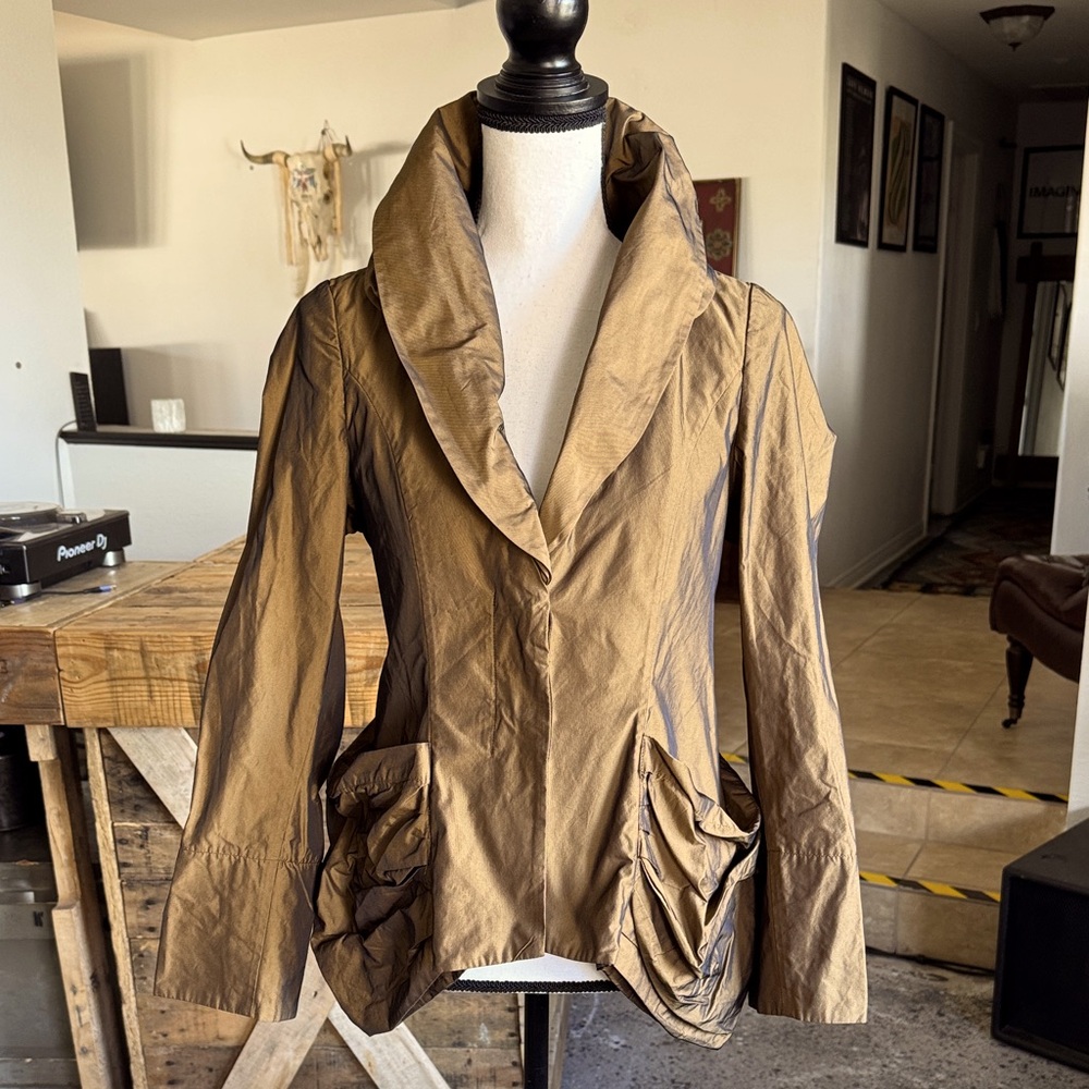 ELM DESIGN Shiny Metallic Bronze Fitted Hi-Low Jacket